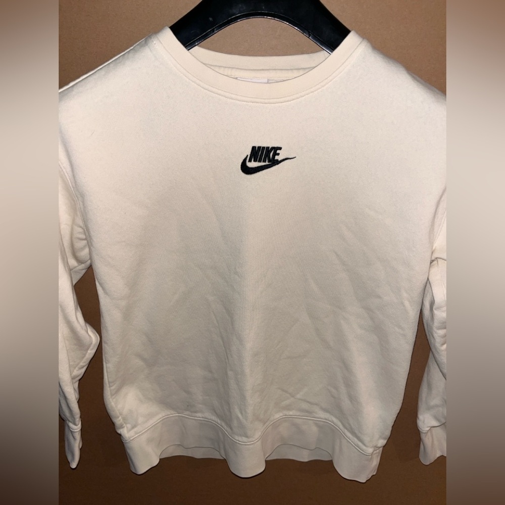 VTG Nike Sweatshirt Womens Medium Pastel Yellow Center Swoosh Crew Neck